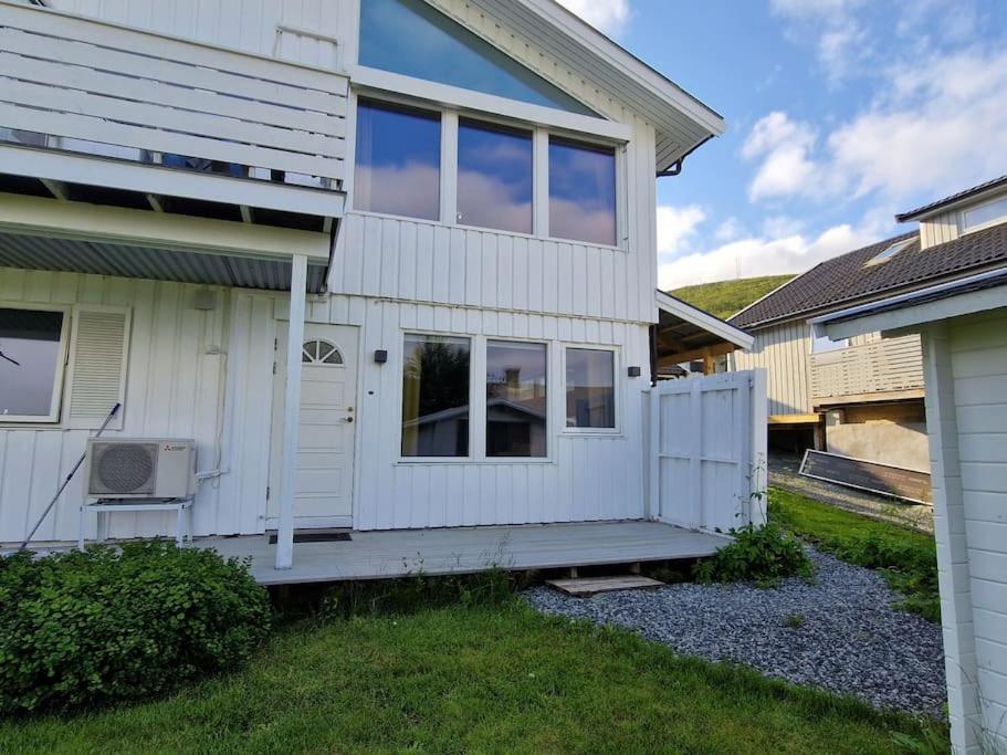 Leilighet I Tromso Kvaloysletta Esterno foto